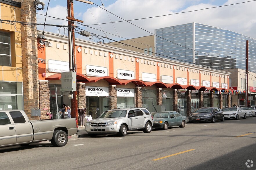 791 E Pico Blvd, Los Angeles, CA à vendre - Photo de l’immeuble – Image 3 sur 6