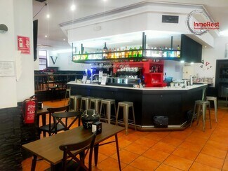 Plus de détails pour Calle de Julián Camarillo, 26, Madrid - Local commercial à louer