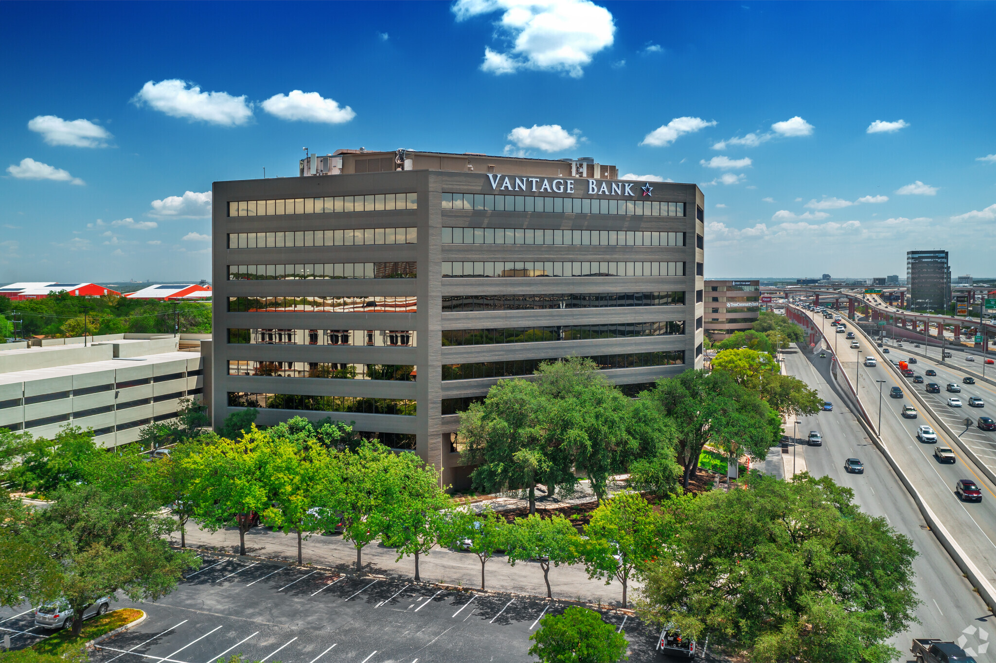 45 NE Loop 410, San Antonio, TX à louer Photo de l’immeuble– Image 1 sur 11