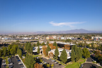 23421 S Pointe Dr, Laguna Hills, CA - VUE AÉRIENNE  vue de carte - Image1