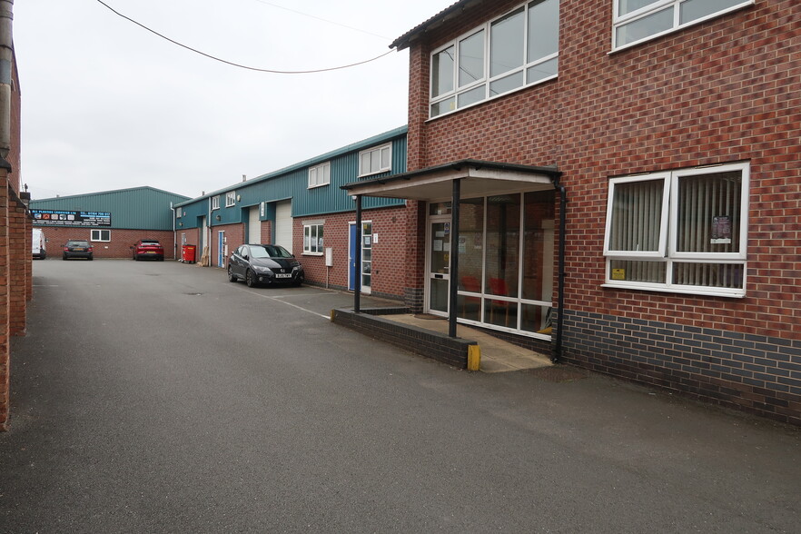 651 Melton Rd, Leicester à vendre - Photo de l’immeuble – Image 2 sur 3
