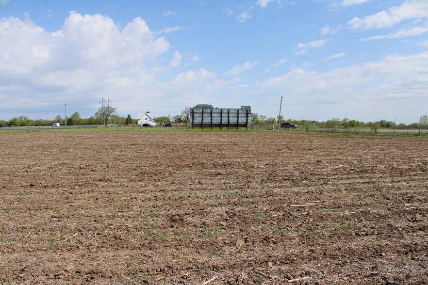 Sales Road, Van Dyne, WI à vendre - Photo de l’immeuble – Image 2 sur 7