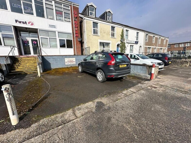 9-10 London Rd, Neath à louer - Photo de l’immeuble – Image 2 sur 3