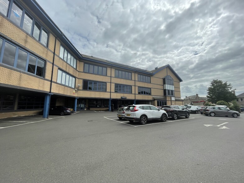 600 Gorgie Rd, Edinburgh à louer - Photo de l’immeuble – Image 2 sur 5