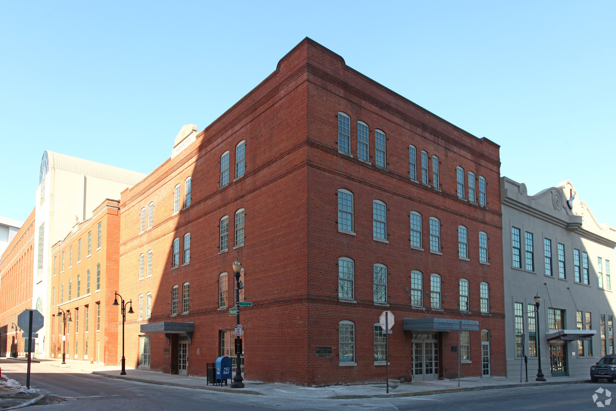111 W Washington St, Louisville, KY à vendre Photo principale– Image 1 sur 7