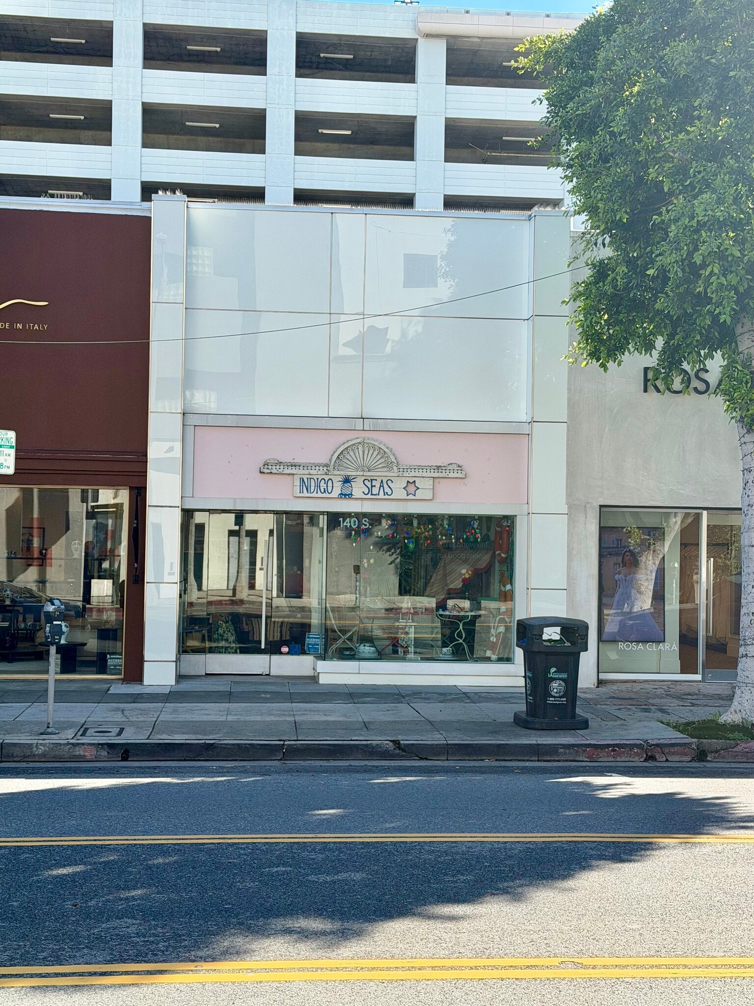 136-140 S Robertson Blvd, Los Angeles, CA à louer Photo intérieure– Image 1 sur 3