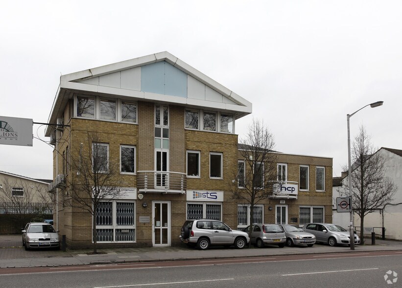 37-39 Brighton Rd, South Croydon à louer - Photo principale – Image 1 sur 2
