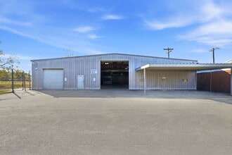 13026 Rosecrest Dr, Houston, TX à louer Photo intérieure– Image 2 sur 42