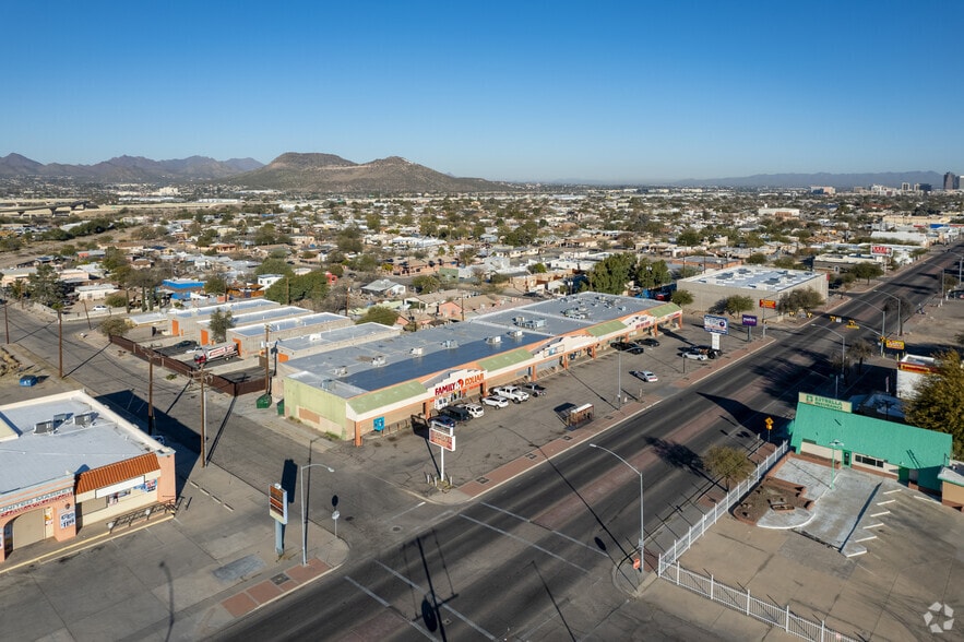2410-2424 S 6th Ave, Tucson, AZ à louer - Aérien – Image 3 sur 4