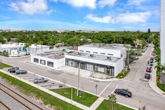 Plus de détails pour 5570 NE 4th Ave, Miami, FL - Bureau/Local commercial à louer