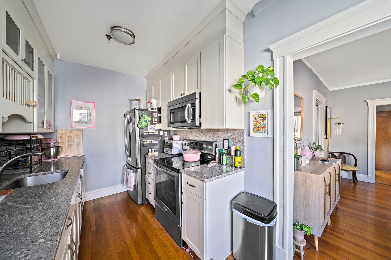 70 Fenway, Boston, MA 02115 - Lot 56 -  - Photo intérieure - Image 1 of 10