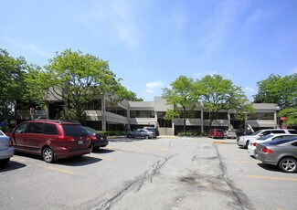Plus de détails pour 17-19 Four Seasons Pl, Toronto, ON - Bureau à louer