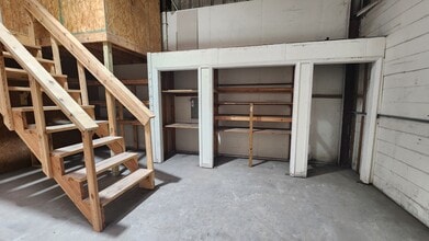 9339 Denton Ave, Hudson, FL à louer Photo intérieure– Image 2 sur 8