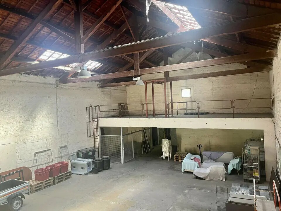 Local d’activités dans Carpentras à louer Photo intérieure– Image 1 sur 13