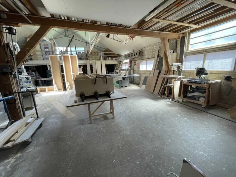 Bureau dans Rouen à louer - Photo de l’immeuble – Image 2 sur 6