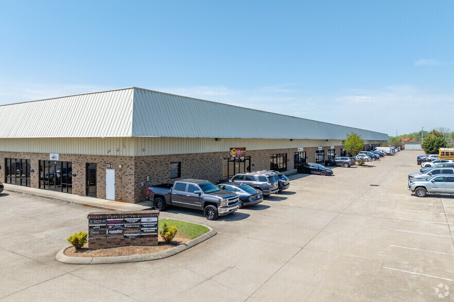 730 Middle Tennessee Blvd, Murfreesboro, TN à vendre - Photo principale – Image 1 sur 7