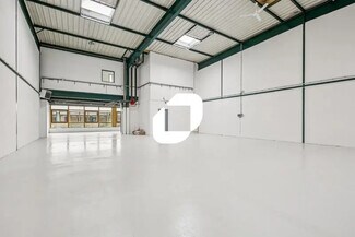 Plus de détails pour Bureau, Industriel/Logistique à louer