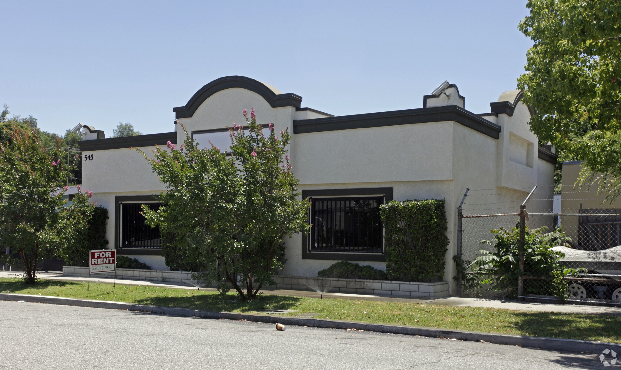 545 W California St, Ontario, CA à vendre Photo principale– Image 1 sur 3