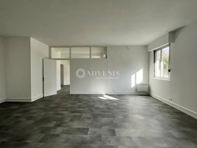 Bureau dans Clamart à louer Photo intérieure– Image 1 sur 11