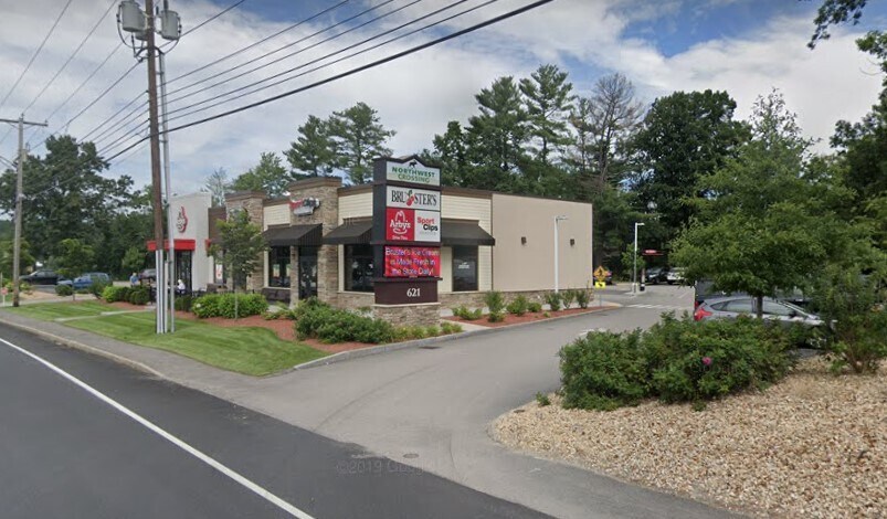 621 Amherst St, Nashua, NH à vendre - Photo de l’immeuble – Image 3 sur 8