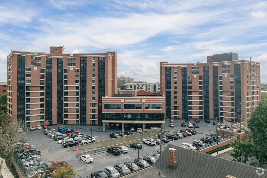 14 Summer St, Malden, MA à louer - Photo de l’immeuble – Image 3 sur 13