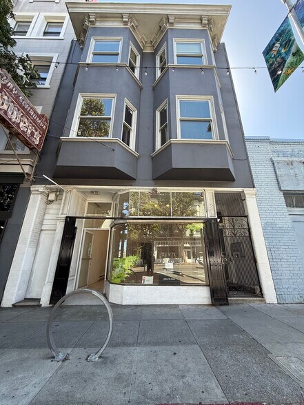 911 Valencia St, San Francisco, CA à louer - Photo de l’immeuble – Image 3 sur 22