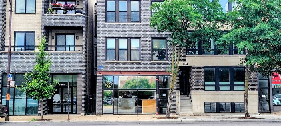 1452 N Western Ave, Chicago, IL à louer - Photo de l’immeuble – Image 2 sur 2