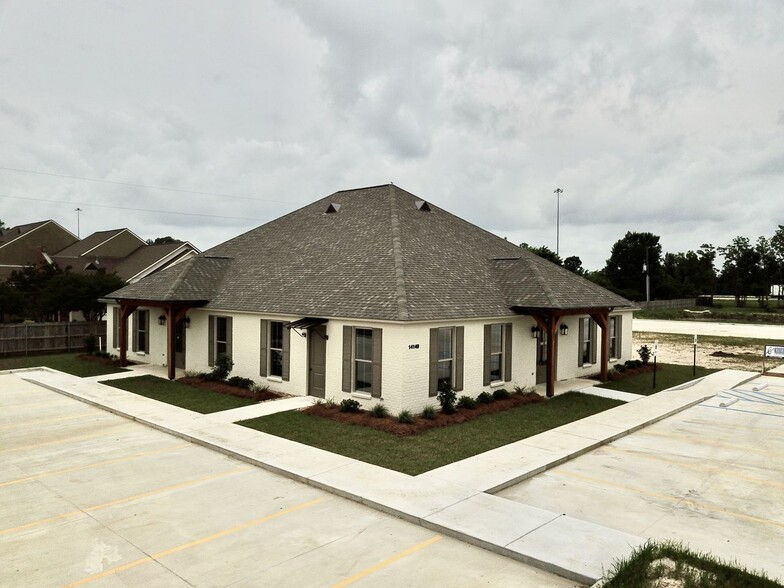 14155 Highway 73, Prairieville, LA à louer - Photo principale – Image 1 sur 1