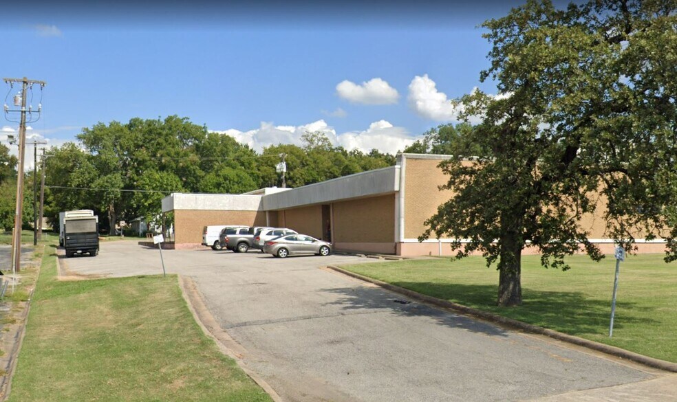 603 S Sam Rayburn Fwy, Sherman, TX à vendre - Photo de l’immeuble – Image 3 sur 7