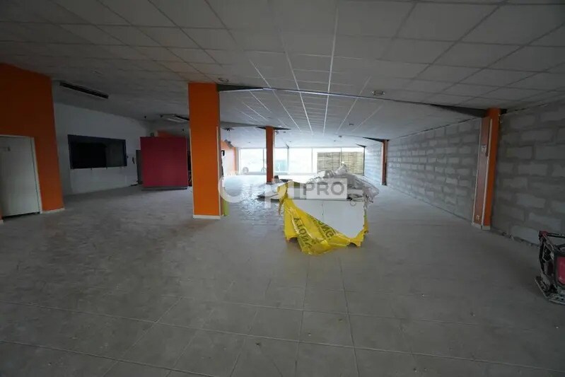 Local commercial dans Talant à vendre - Photo intérieure – Image 1 sur 6