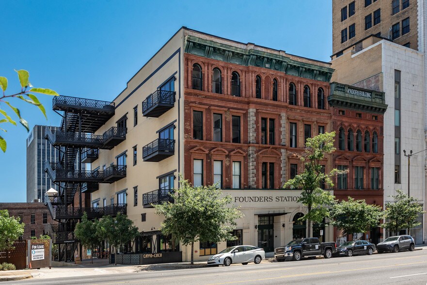 2015 1st Ave N, Birmingham, AL à louer - Photo principale – Image 1 sur 8
