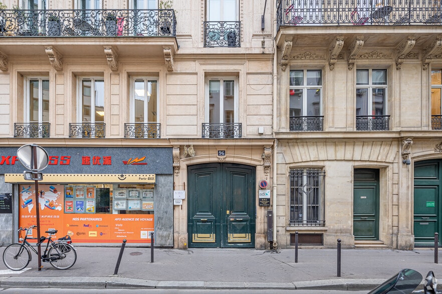 96 Rue De La Victoire, Paris à louer - Photo de l’immeuble – Image 3 sur 4