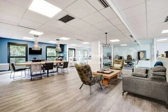 6 Boulevard Bineau, Levallois-Perret à louer Photo intérieure– Image 1 sur 10