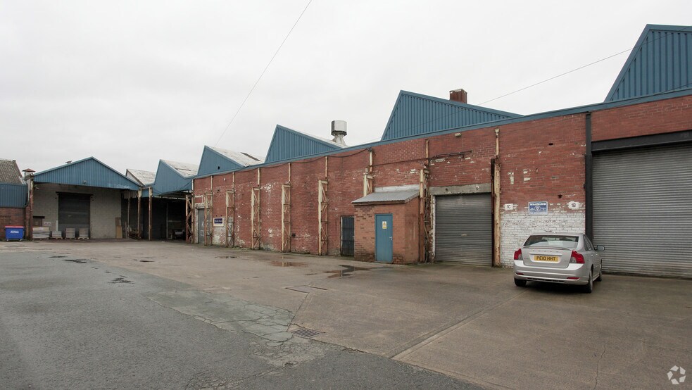 Bradley Ln, Wigan à louer - Photo de l’immeuble – Image 3 sur 5