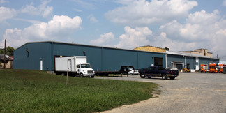 Plus de détails pour 3 Cattlemans Ln, Berryville, VA - Industriel/Logistique à vendre