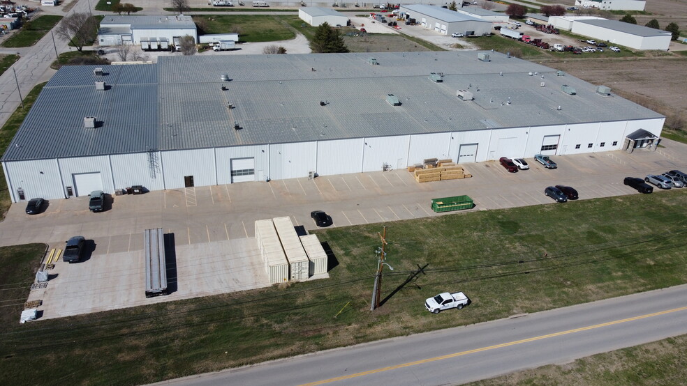 6000 N 60th St, Lincoln, NE à louer - Photo de l’immeuble – Image 3 sur 16