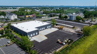 Plus de détails pour 890 Paterson Plank Rd, East Rutherford, NJ - Industriel/Logistique à vendre