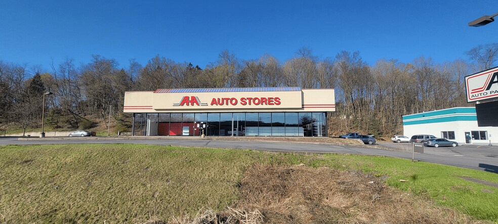 2136 Memorial Hwy, Dallas, PA à vendre - Photo de l’immeuble – Image 3 sur 4