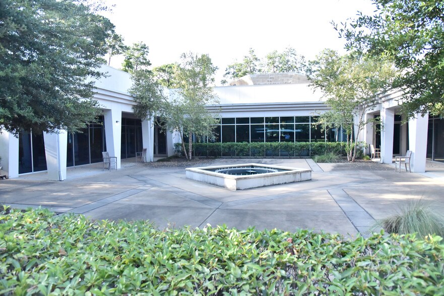 14788 Heathrow Forest Pky, Houston, TX à louer - Autre – Image 2 sur 3