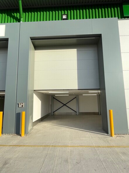 Brinsworth Street, Rotherham à louer - Photo de l’immeuble – Image 3 sur 3