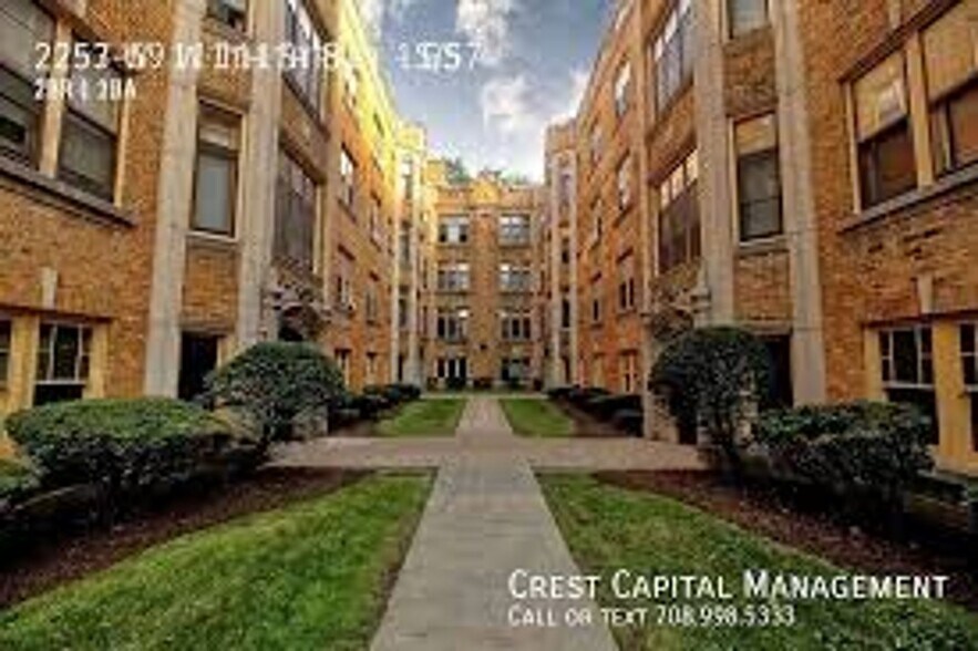 2253 W 111th St, Chicago, IL à vendre - Photo de l’immeuble – Image 2 sur 4