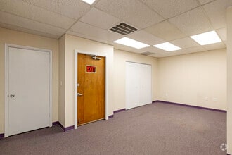 10 Little Britain Rd, Newburgh, NY à louer Photo intérieure– Image 2 sur 10