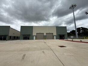 16217 North Fwy, Houston, TX à louer Photo intérieure– Image 2 sur 12