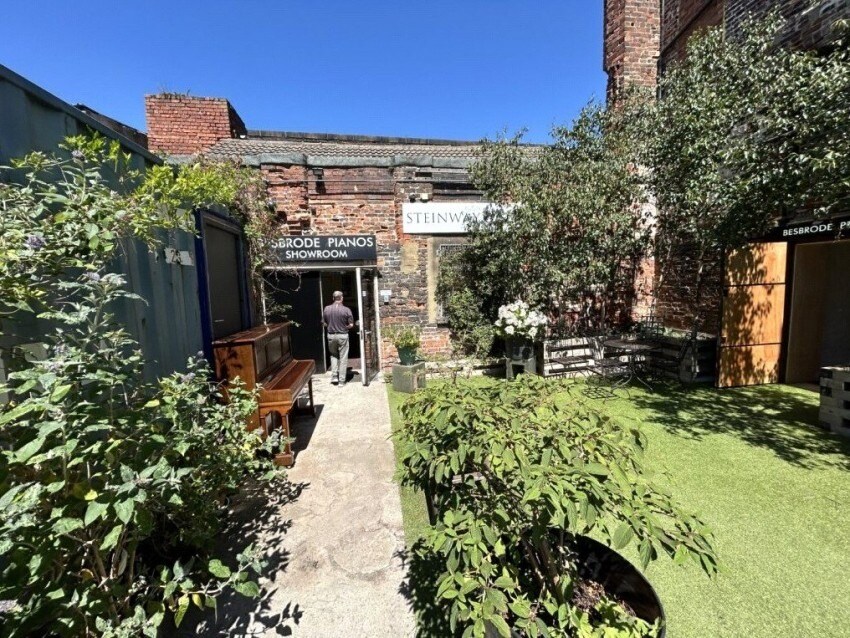 39 Holbeck Ln, Leeds à louer Photo de l’immeuble– Image 1 sur 4