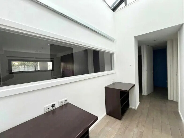Bureau dans Valbonne à louer - Photo de l’immeuble – Image 3 sur 9