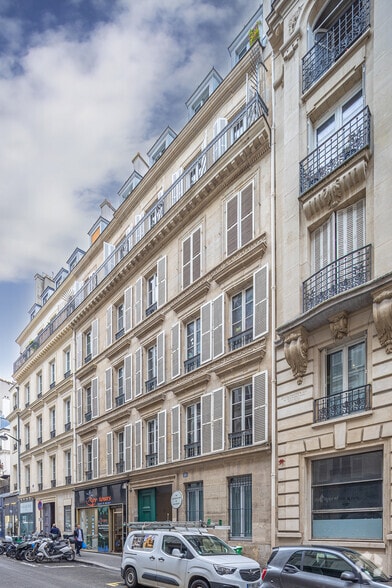 Bureau dans Paris à louer - Photo de l’immeuble – Image 2 sur 3