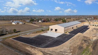 Plus de détails pour 3411 FM465, Seguin, TX - Industriel/Logistique à louer