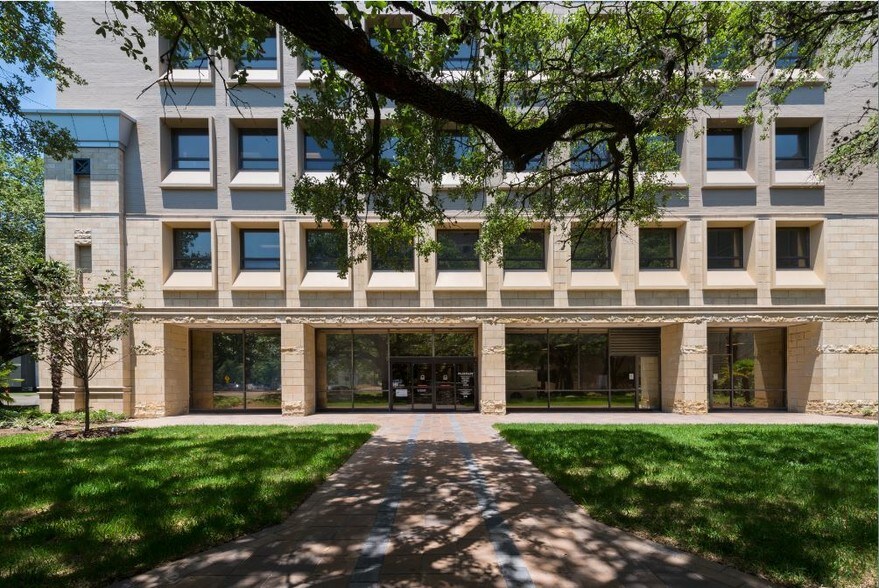 1213 Hermann Dr, Houston, TX à louer - Photo de l’immeuble – Image 2 sur 8