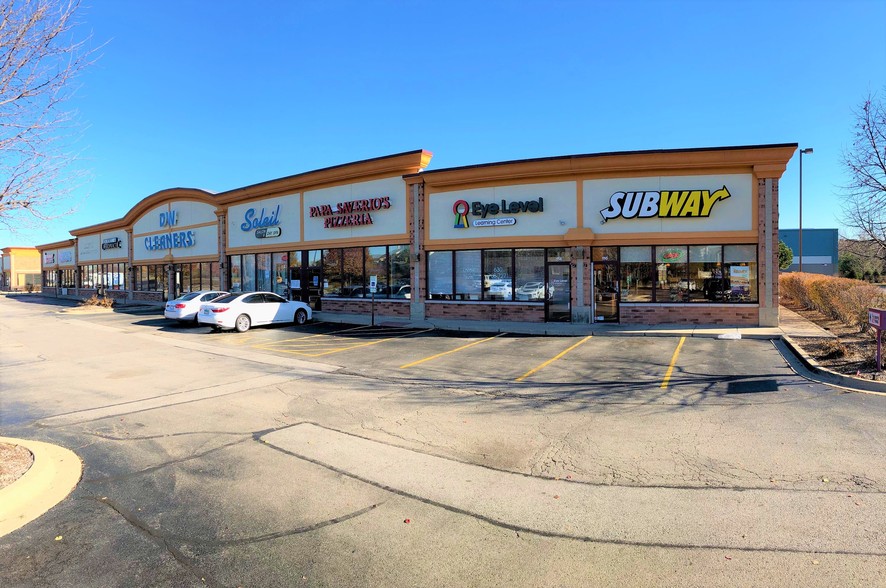 Eola and Hafenrichter Rd, Aurora, IL à louer - Photo principale – Image 1 sur 15