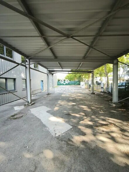 Local d’activités dans Bondoufle à louer - Photo de l’immeuble – Image 2 sur 7